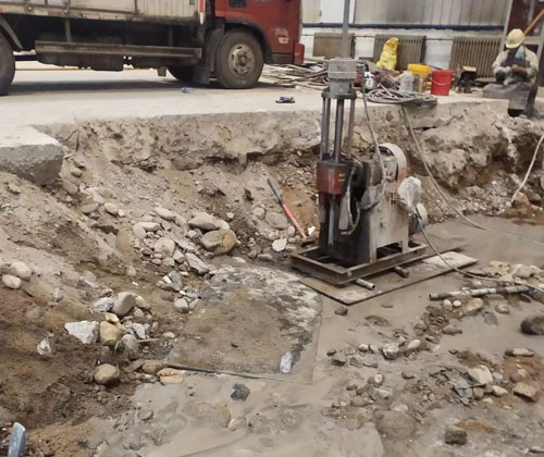 中平镇公路下沉压浆